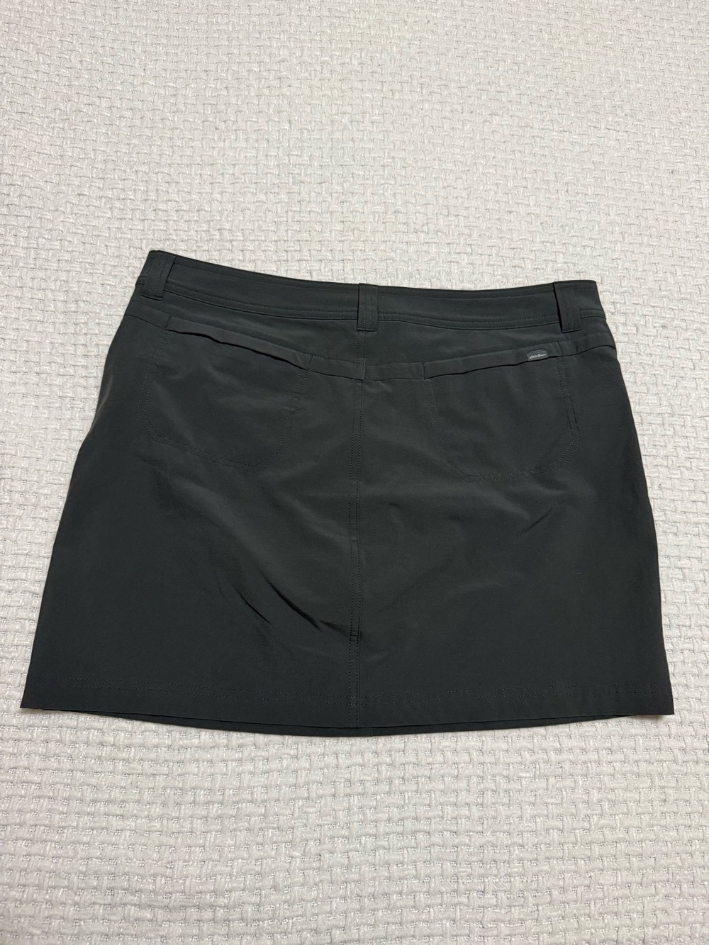 Eddie Bauer golf skort Size 14. Excellent condition! Charcoal grey